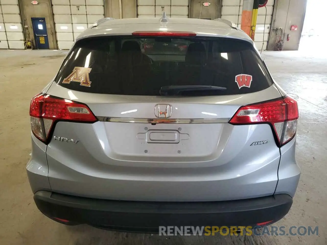 6 Photograph of a damaged car 3CZRU6H51KM733666 HONDA HR-V 2019