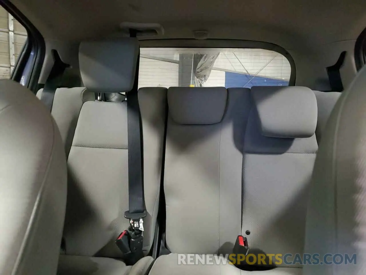 10 Photograph of a damaged car 3CZRU6H53KM707862 HONDA HR-V 2019