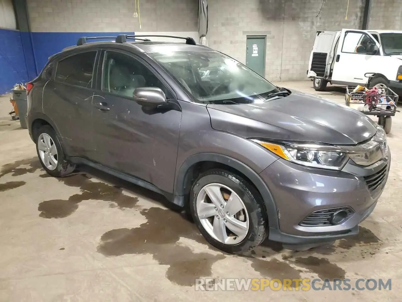 4 Photograph of a damaged car 3CZRU6H53KM707862 HONDA HR-V 2019