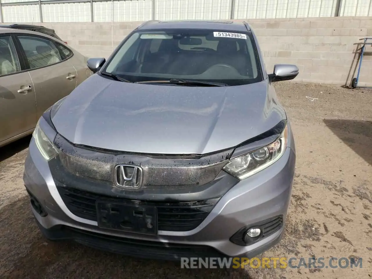 5 Photograph of a damaged car 3CZRU6H53KM726508 HONDA HR-V 2019