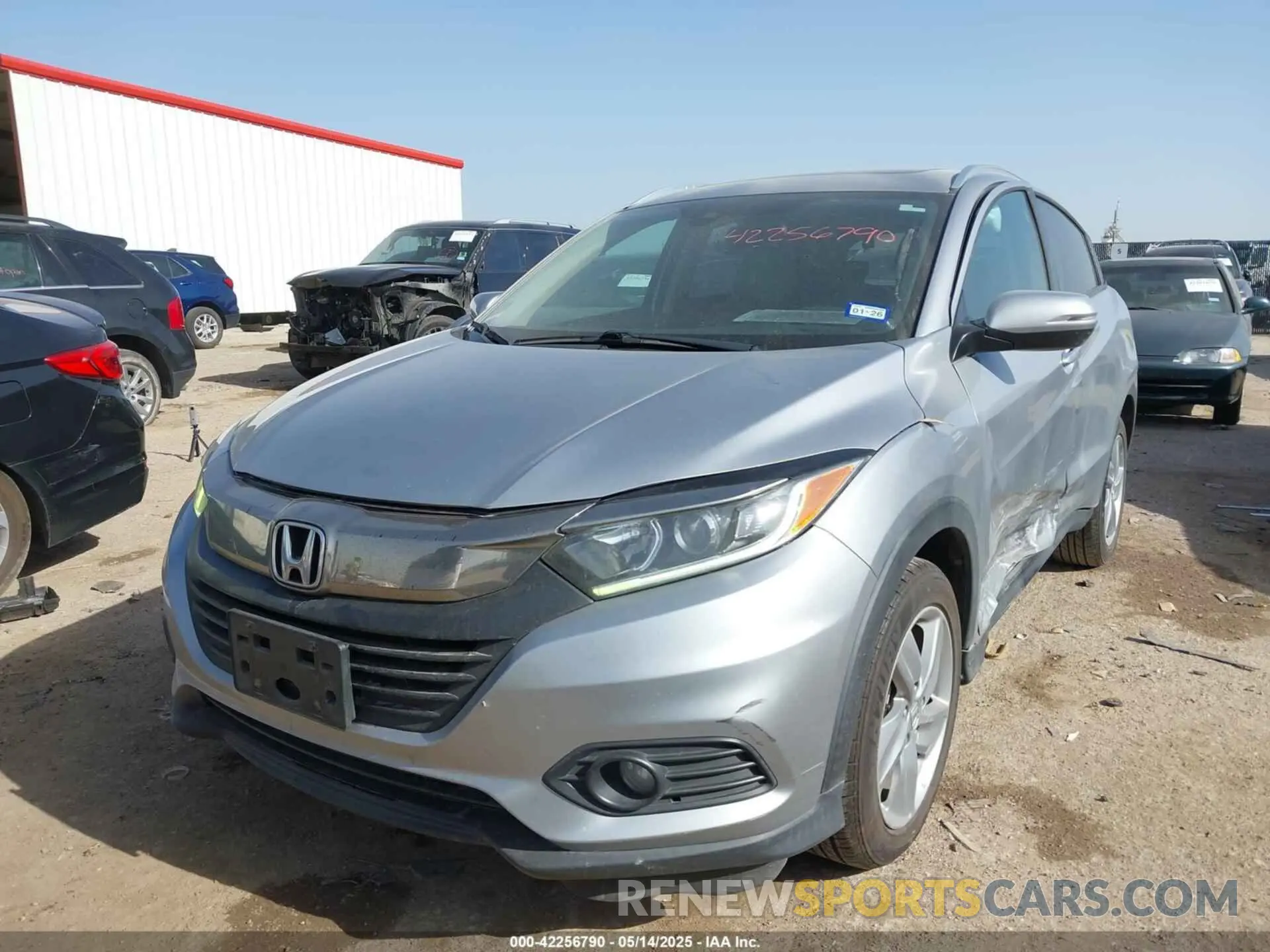 2 Photograph of a damaged car 3CZRU6H53KM733846 HONDA HR-V 2019