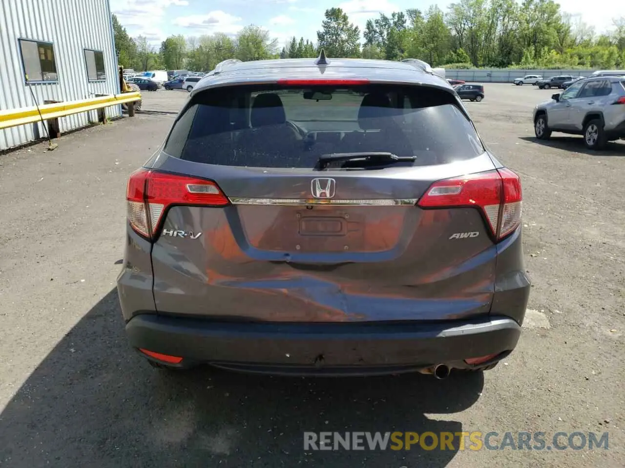 6 Photograph of a damaged car 3CZRU6H54KM722564 HONDA HR-V 2019