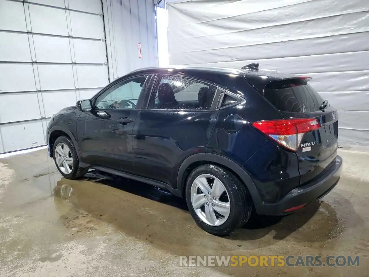 2 Photograph of a damaged car 3CZRU6H54KM724864 HONDA HR-V 2019