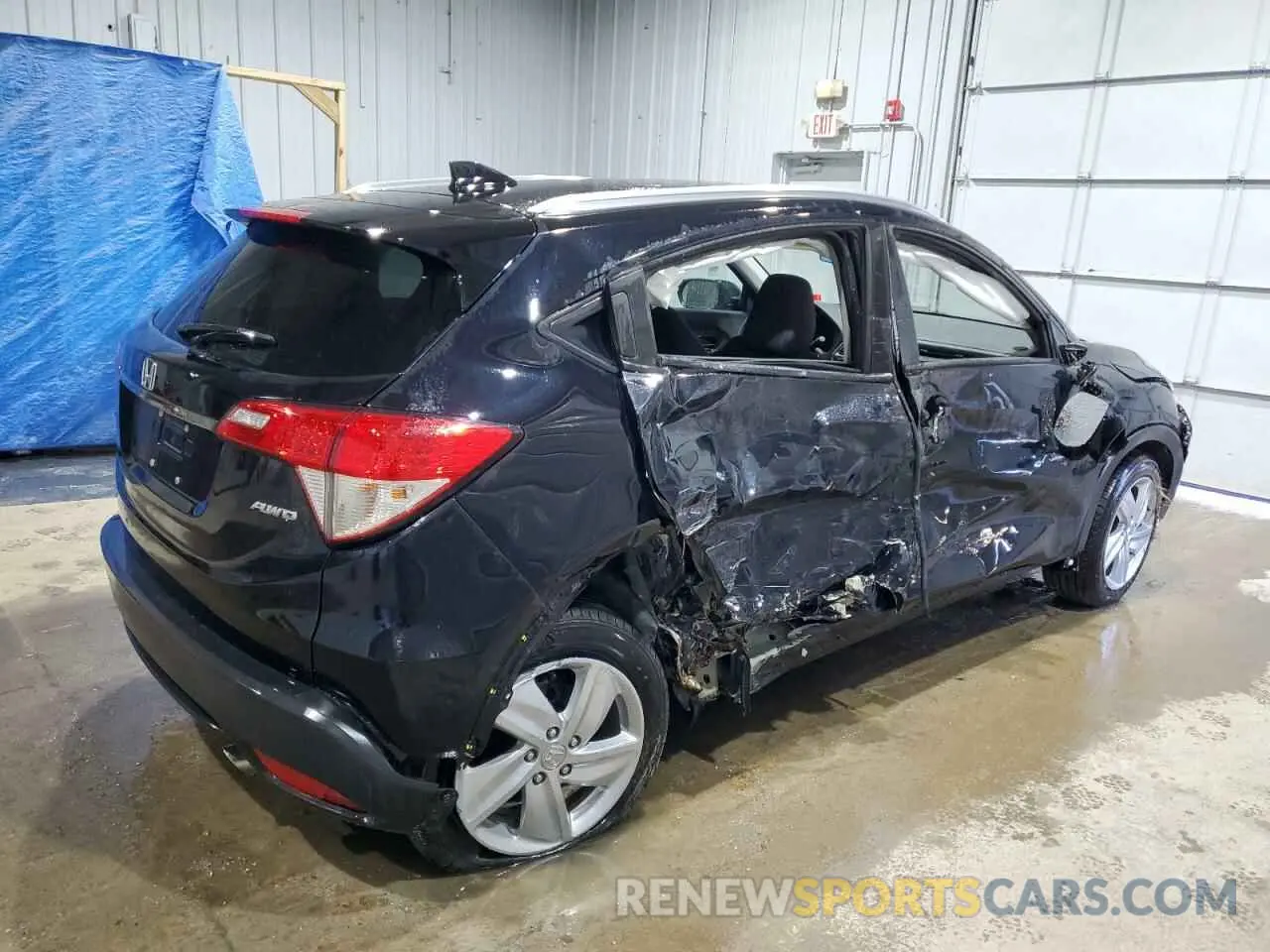 3 Photograph of a damaged car 3CZRU6H54KM724864 HONDA HR-V 2019