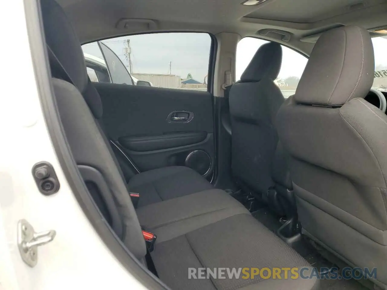 10 Фотография поврежденного автомобиля 3CZRU6H54KM726338 HONDA HR-V 2019