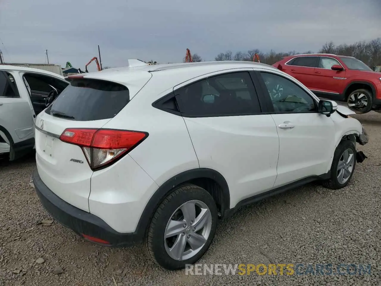 3 Фотография поврежденного автомобиля 3CZRU6H54KM726338 HONDA HR-V 2019