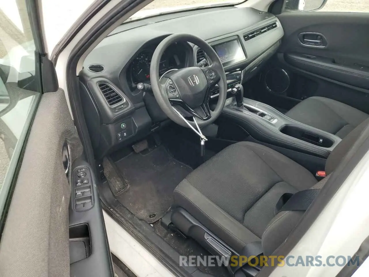 8 Фотография поврежденного автомобиля 3CZRU6H54KM726338 HONDA HR-V 2019