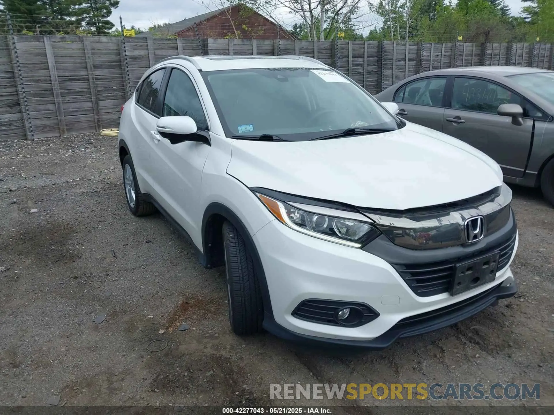 13 Фотография поврежденного автомобиля 3CZRU6H56KM727989 HONDA HR-V 2019