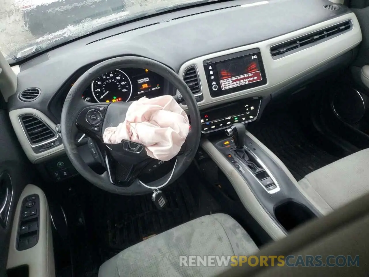 8 Photograph of a damaged car 3CZRU6H59KM743572 HONDA HR-V 2019