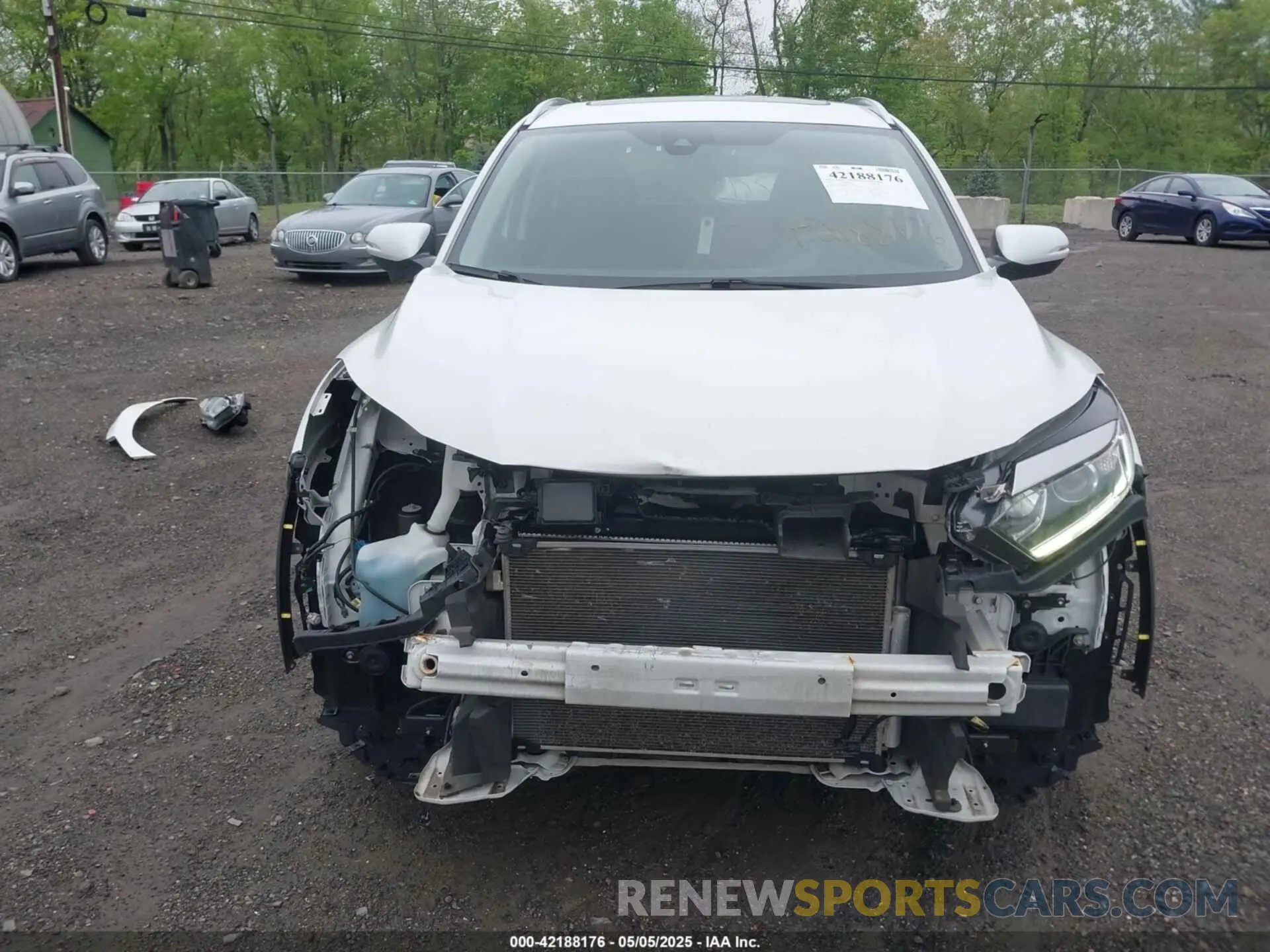 6 Photograph of a damaged car 3CZRU6H5XKM735531 HONDA HR-V 2019