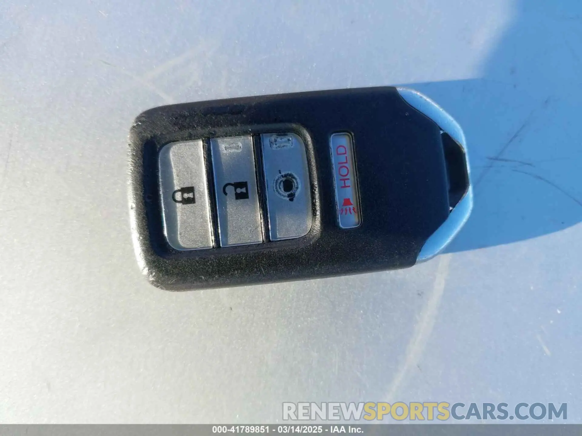 11 Photograph of a damaged car 3CZRU6H74KM735154 HONDA HR-V 2019