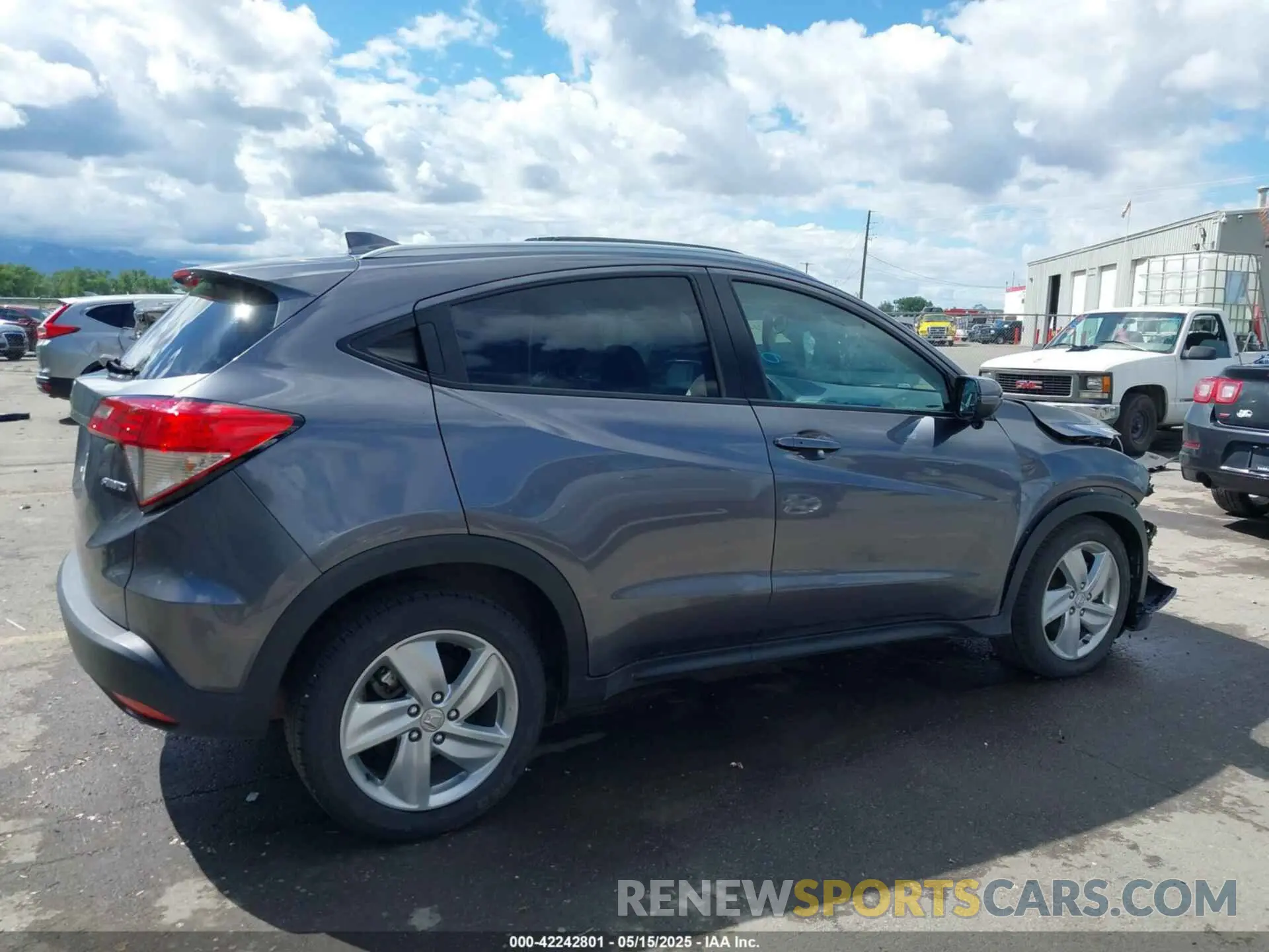 14 Фотография поврежденного автомобиля 3CZRU6H75KM710599 HONDA HR-V 2019