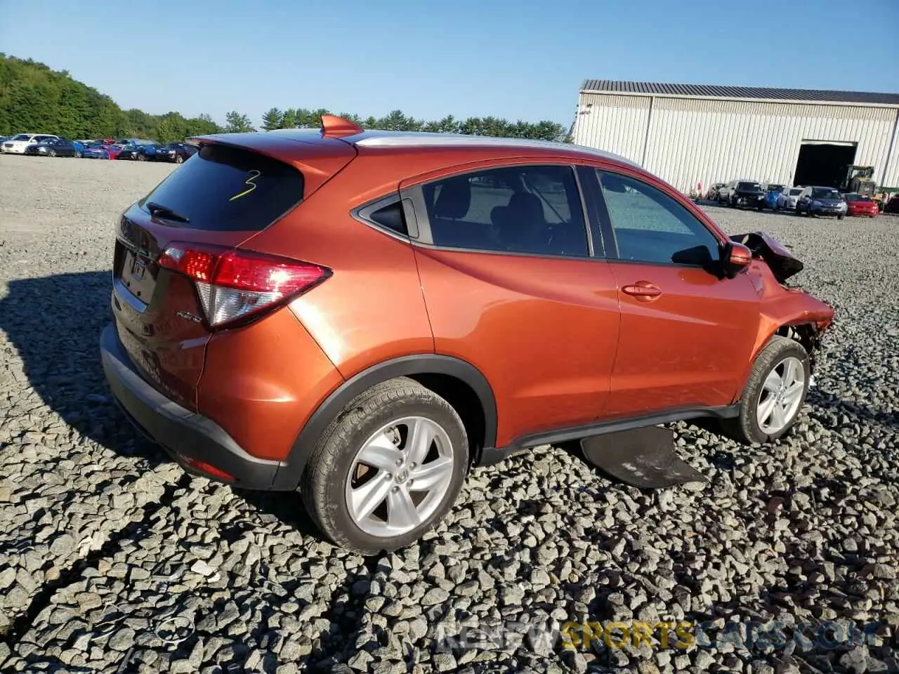 3 Photograph of a damaged car 3CZRU6H76KM708408 HONDA HR-V 2019