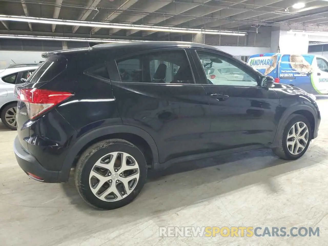 3 Фотография поврежденного автомобиля 3CZRU6H78KM740227 HONDA HR-V 2019