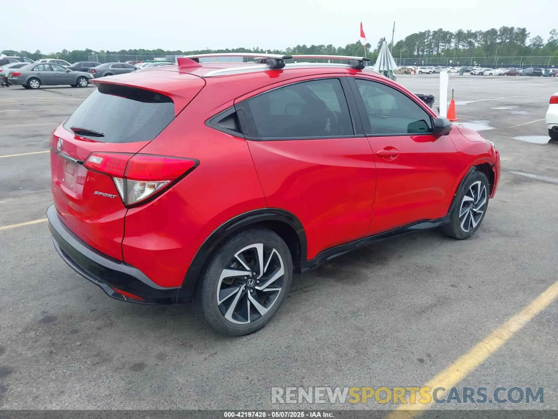 4 Фотография поврежденного автомобиля 3CZRU5H10LM707648 HONDA HR-V 2020