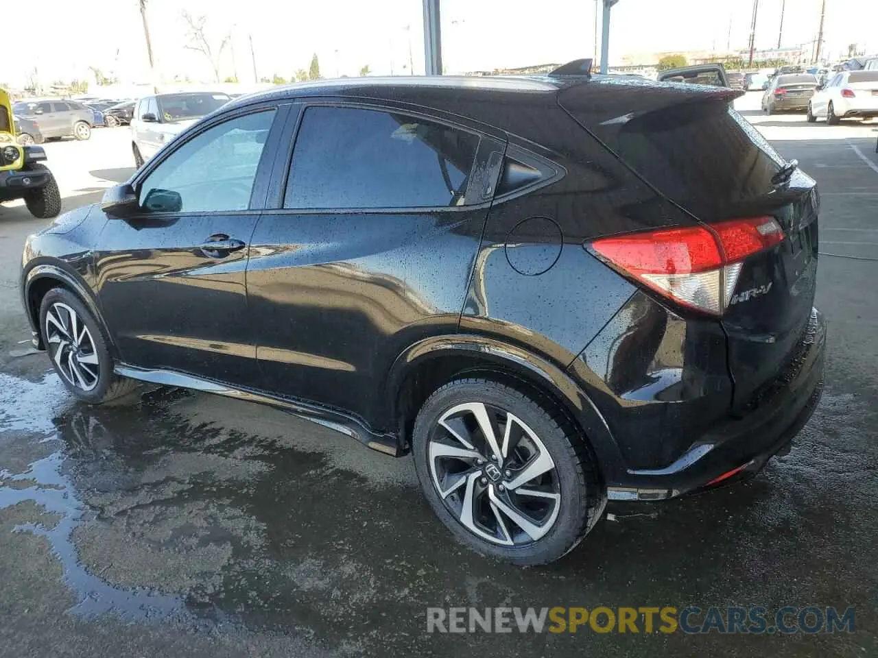 2 Photograph of a damaged car 3CZRU5H10LM719041 HONDA HR-V 2020
