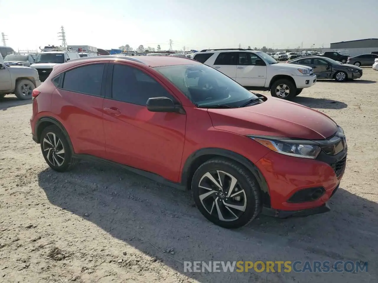 4 Photograph of a damaged car 3CZRU5H11LM706654 HONDA HR-V 2020