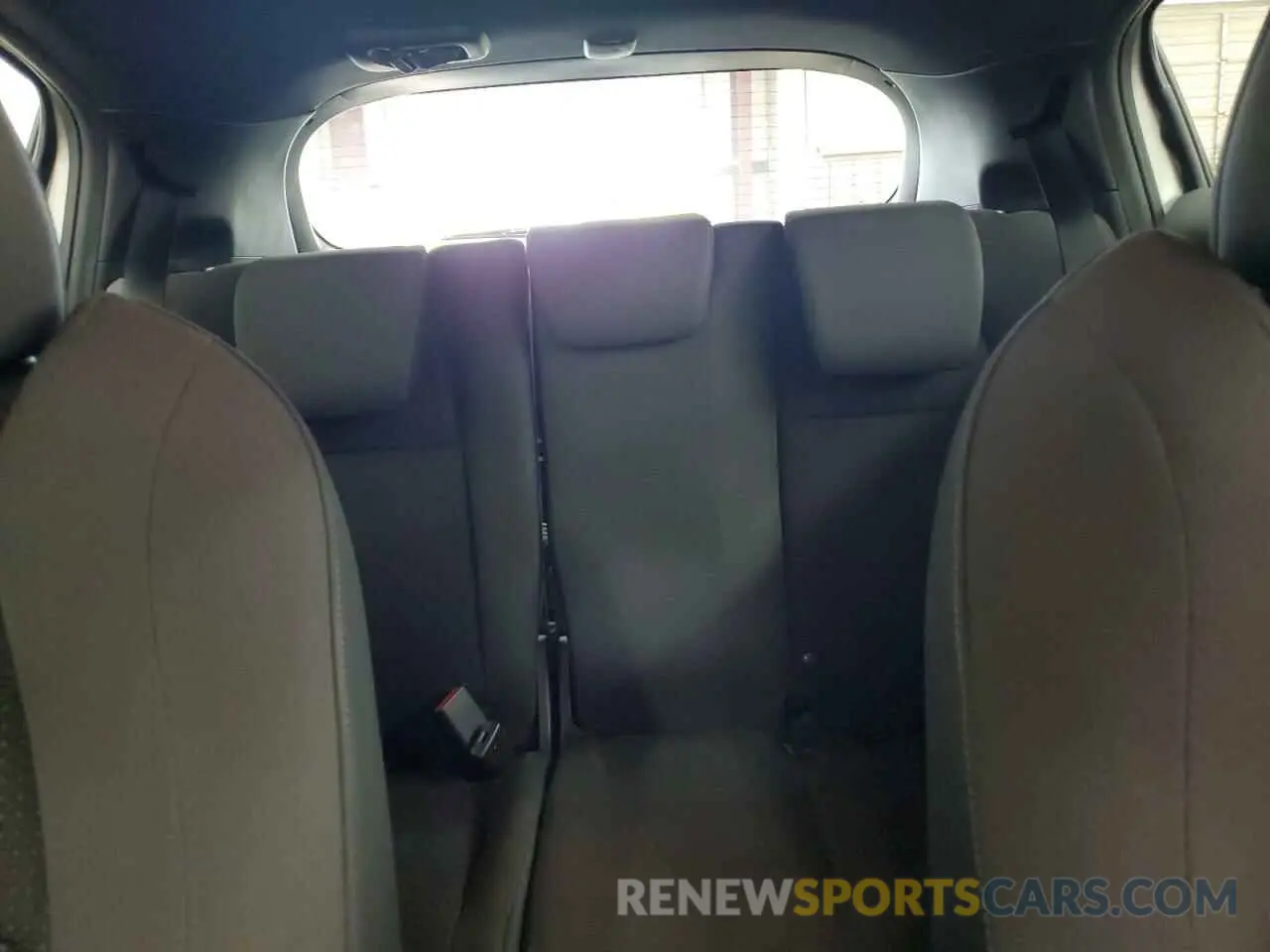 10 Photograph of a damaged car 3CZRU5H13LM713122 HONDA HR-V 2020