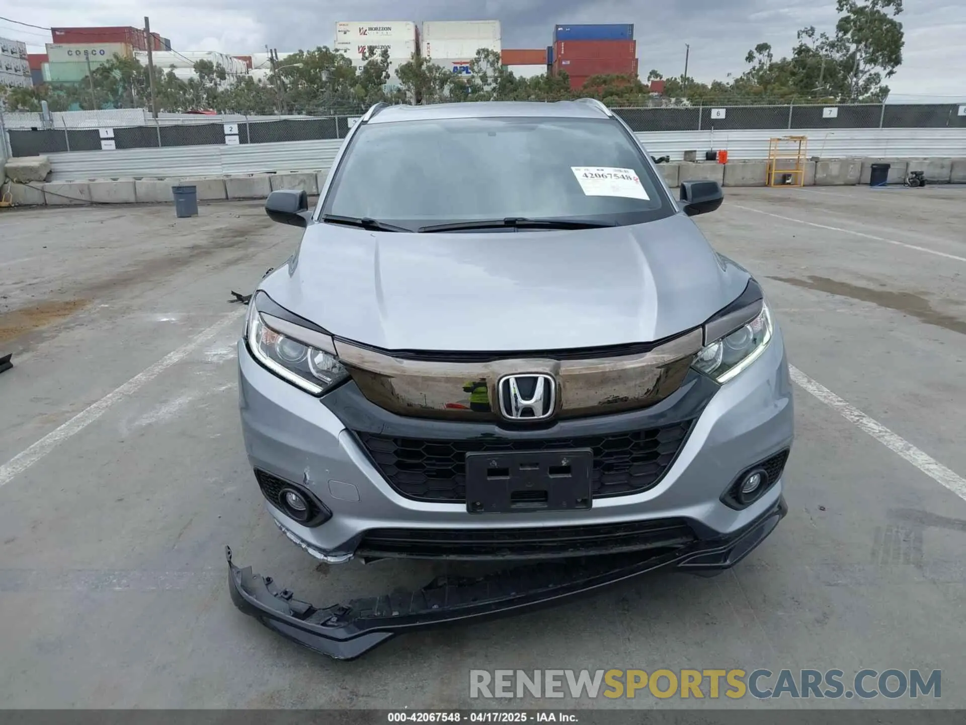 12 Photograph of a damaged car 3CZRU5H14LM715980 HONDA HR-V 2020