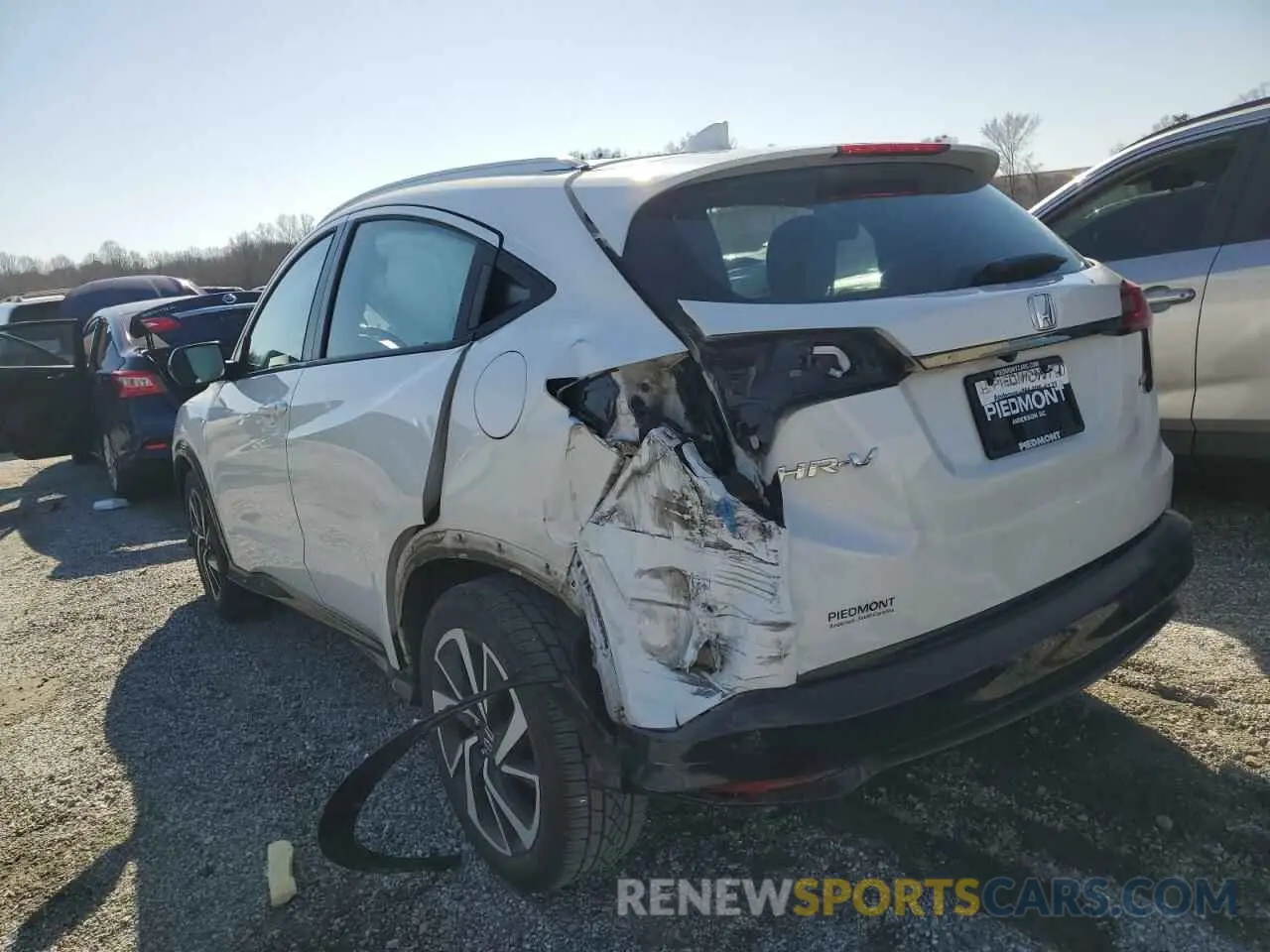 2 Photograph of a damaged car 3CZRU5H17LM701510 HONDA HR-V 2020