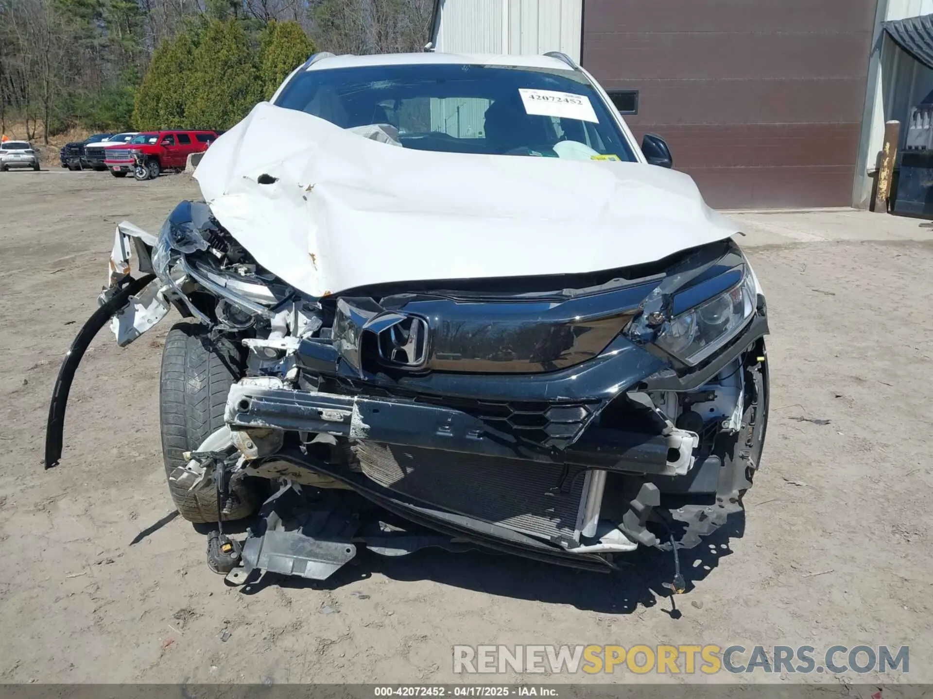13 Photograph of a damaged car 3CZRU5H19LM714002 HONDA HR-V 2020