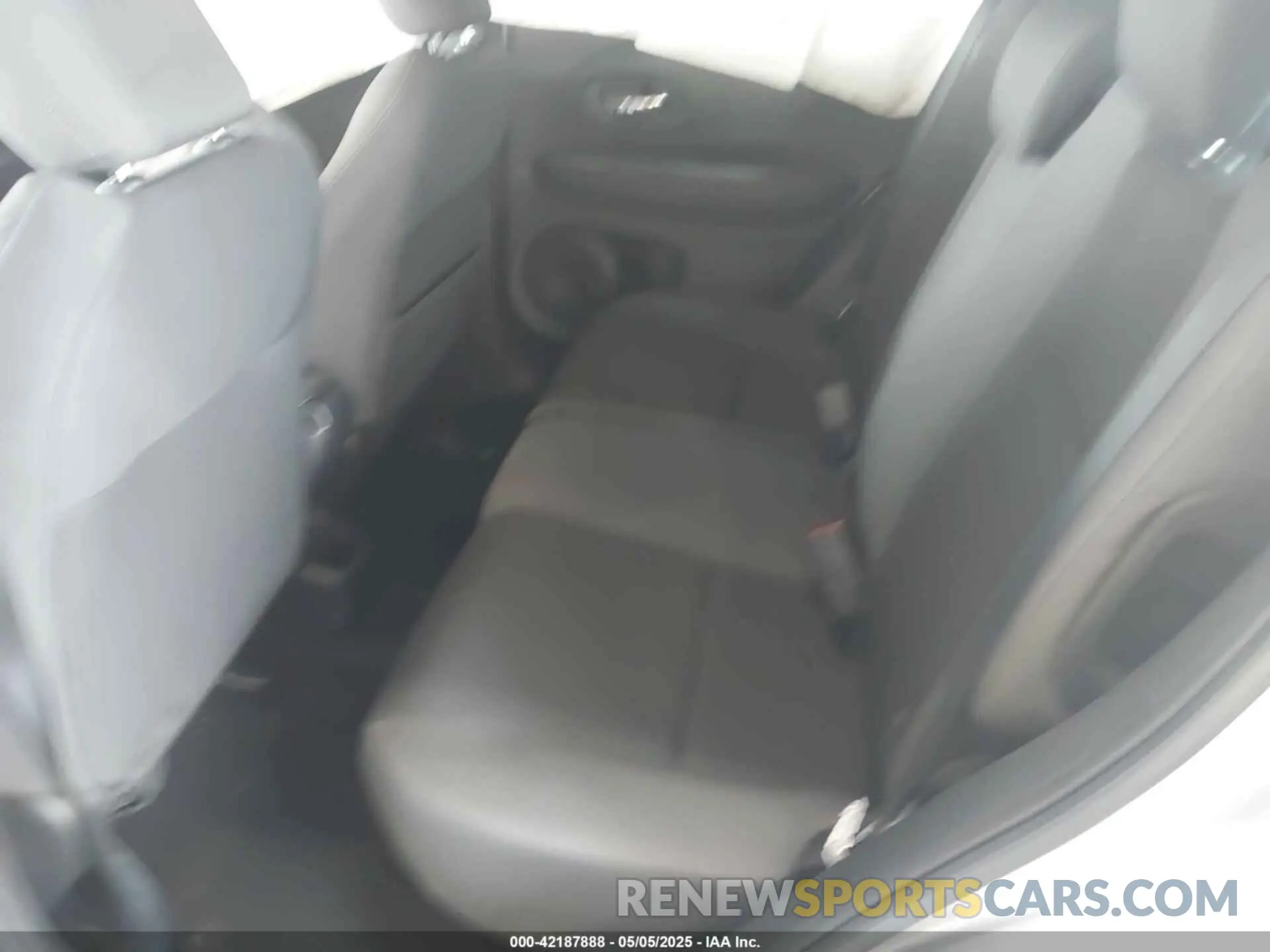8 Фотография поврежденного автомобиля 3CZRU5H1XLM709925 HONDA HR-V 2020