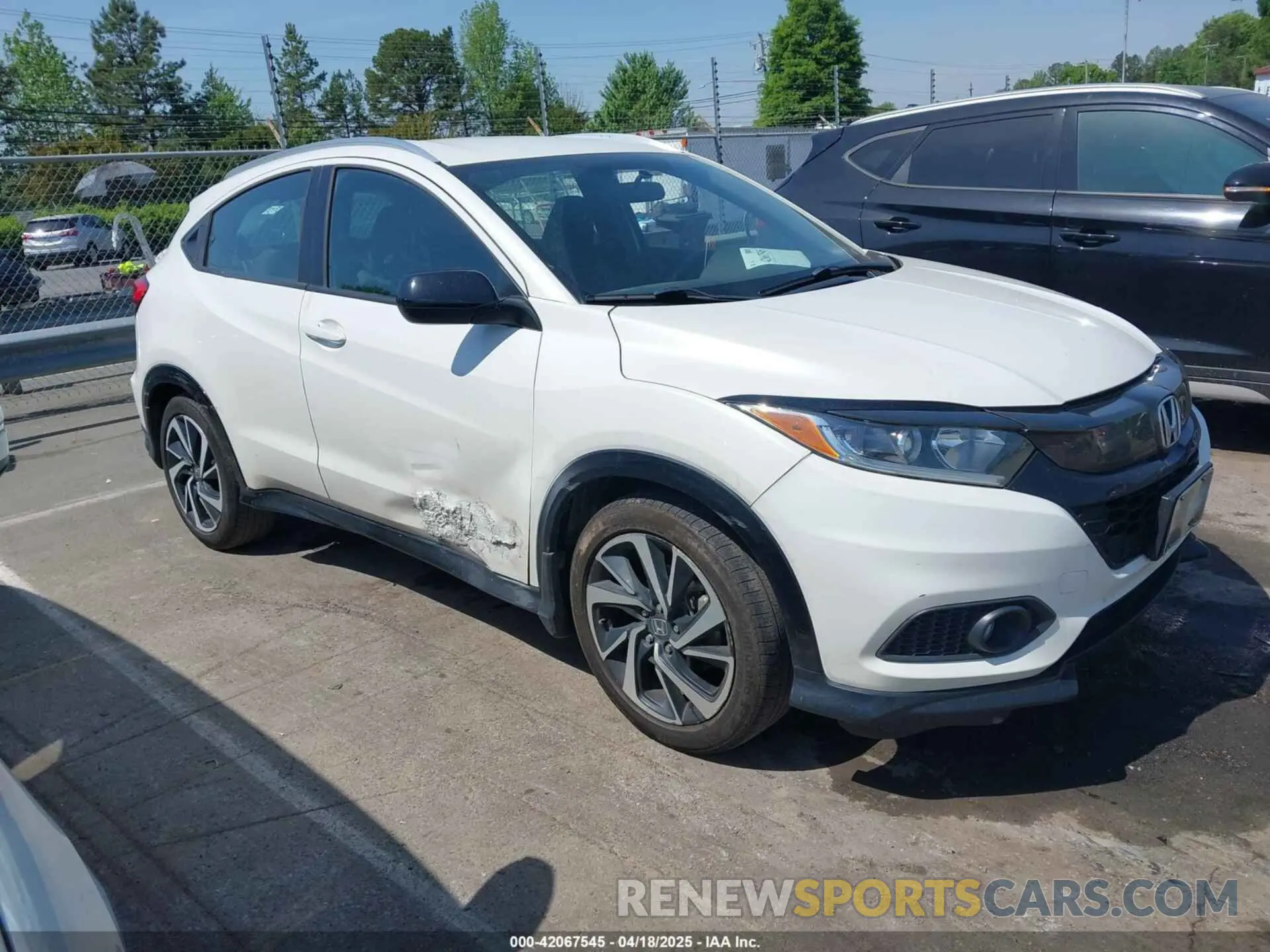 13 Photograph of a damaged car 3CZRU5H1XLM717684 HONDA HR-V 2020
