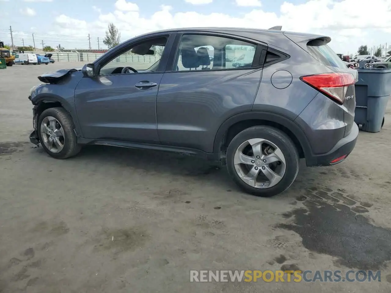 2 Photograph of a damaged car 3CZRU5H30LM717002 HONDA HR-V 2020