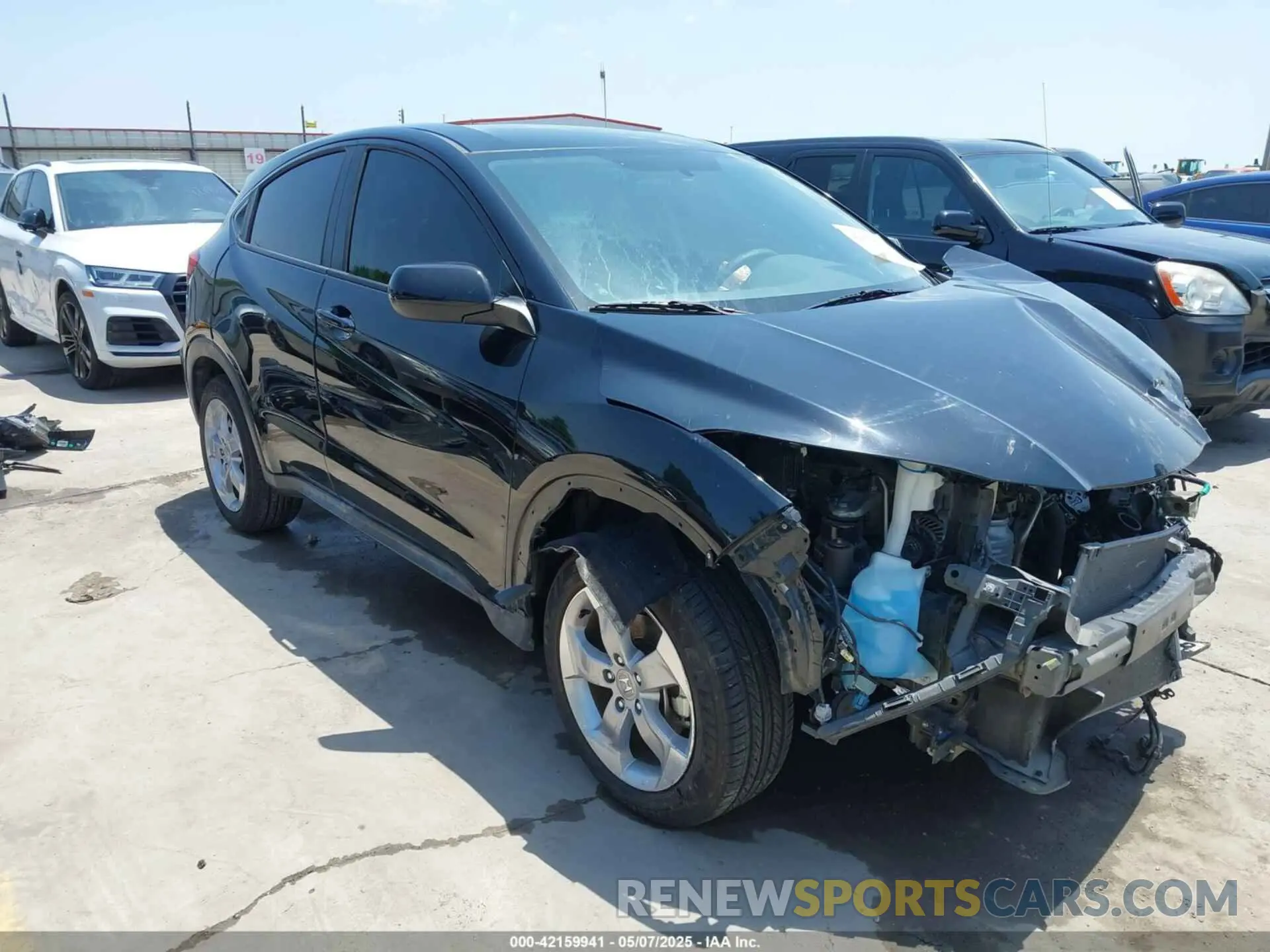 1 Photograph of a damaged car 3CZRU5H33LM705295 HONDA HR-V 2020
