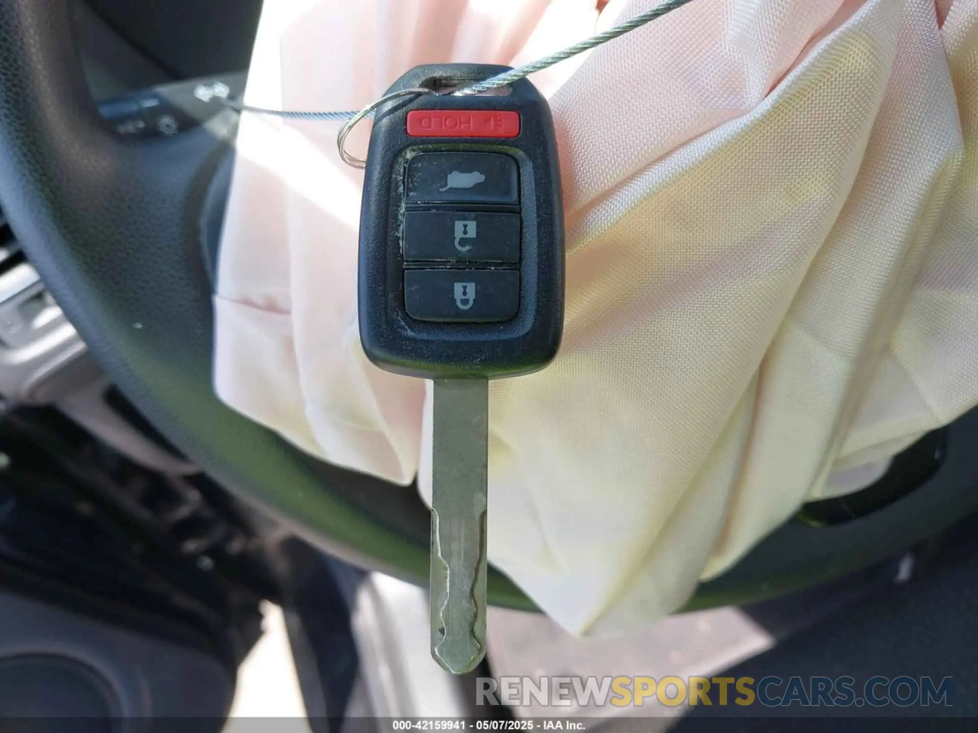 11 Photograph of a damaged car 3CZRU5H33LM705295 HONDA HR-V 2020