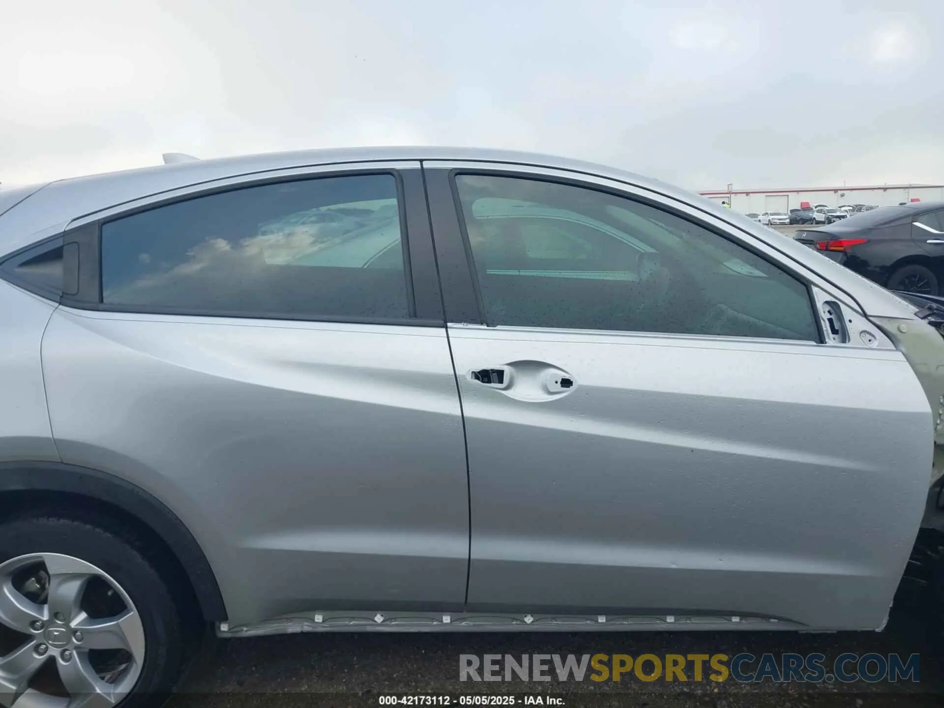 14 Фотография поврежденного автомобиля 3CZRU5H33LM711873 HONDA HR-V 2020