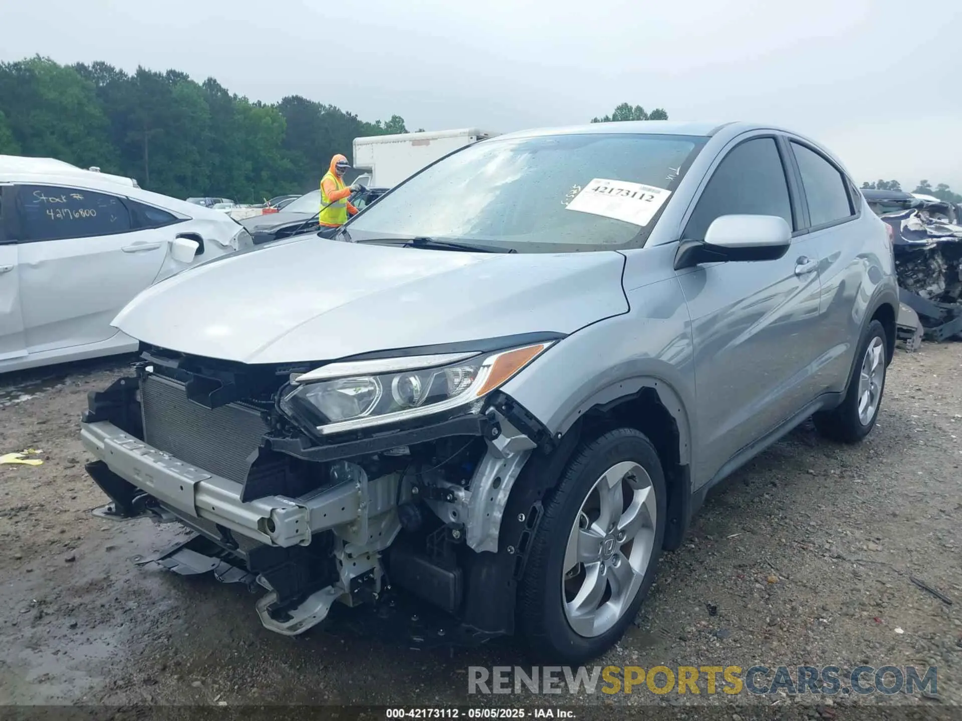2 Фотография поврежденного автомобиля 3CZRU5H33LM711873 HONDA HR-V 2020
