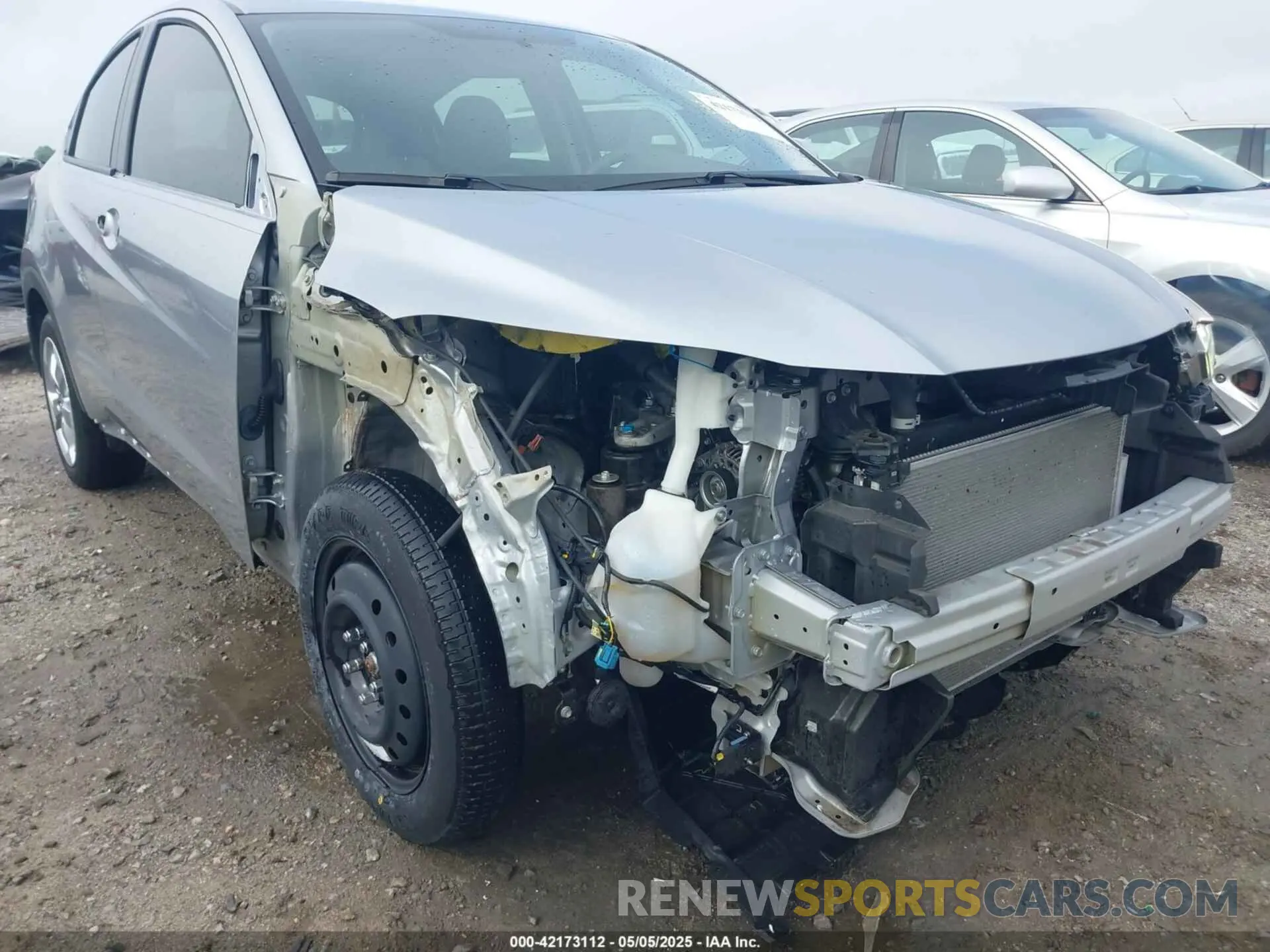 6 Фотография поврежденного автомобиля 3CZRU5H33LM711873 HONDA HR-V 2020