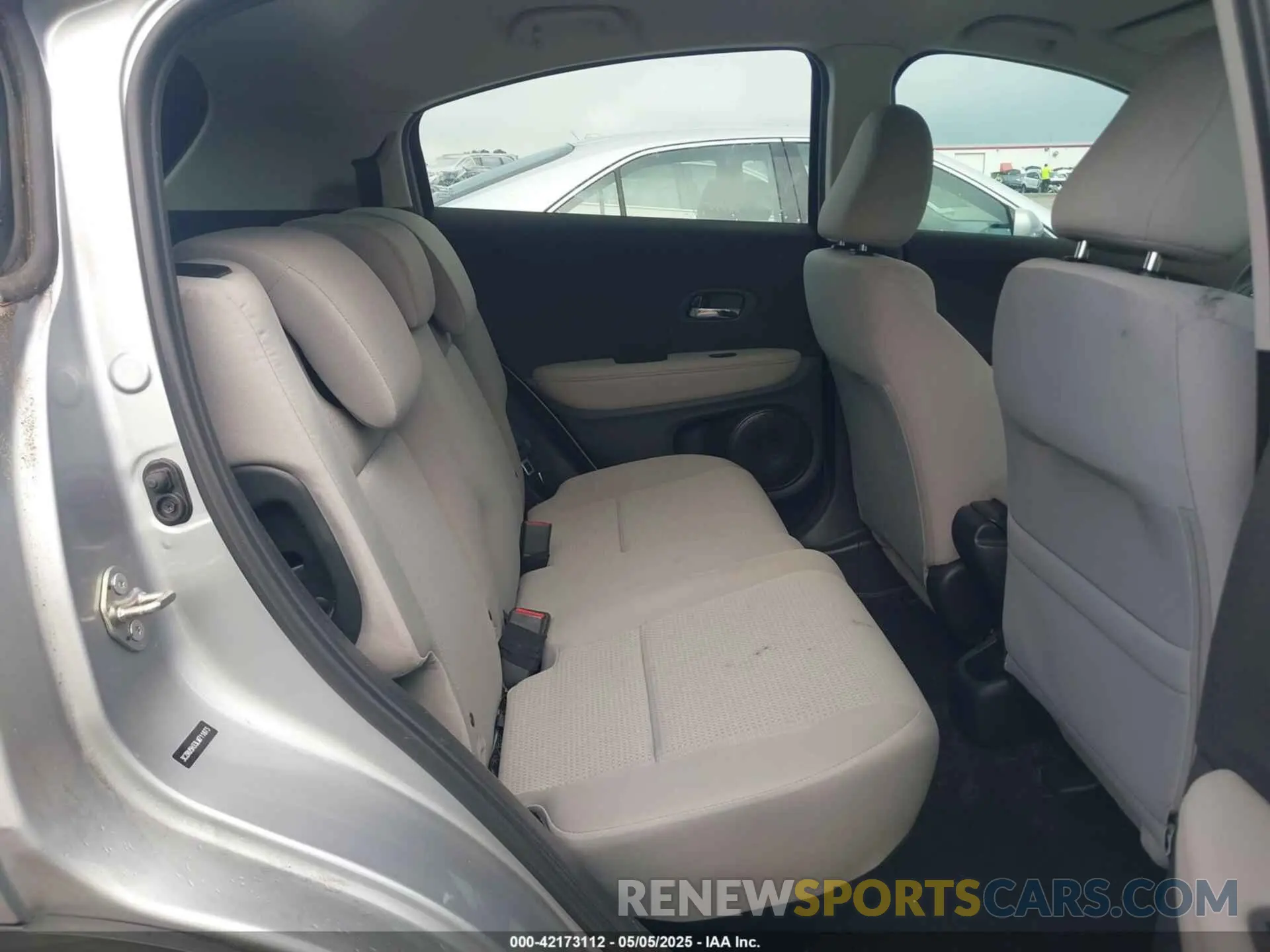 8 Фотография поврежденного автомобиля 3CZRU5H33LM711873 HONDA HR-V 2020