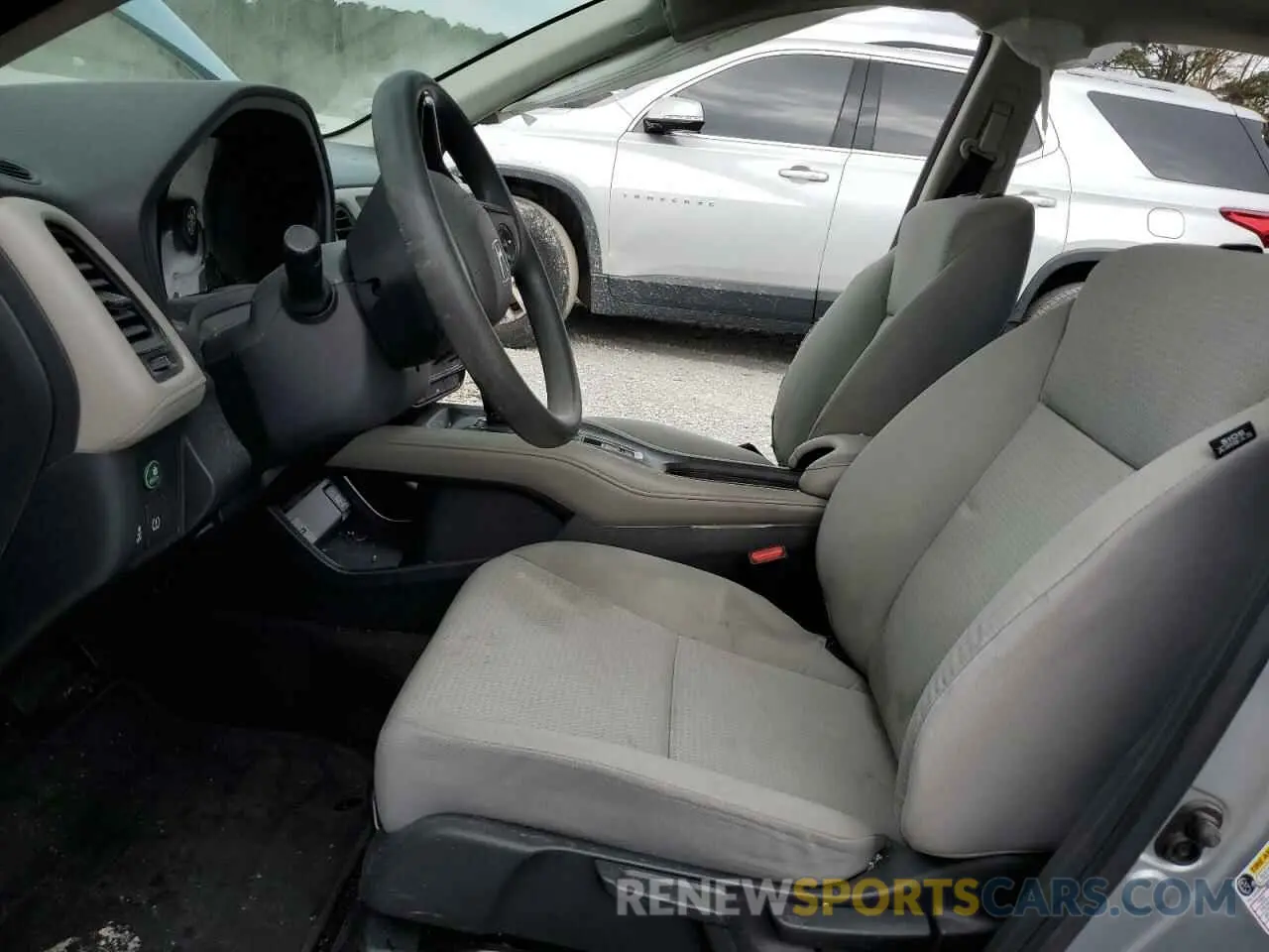 7 Фотография поврежденного автомобиля 3CZRU5H33LM716250 HONDA HR-V 2020