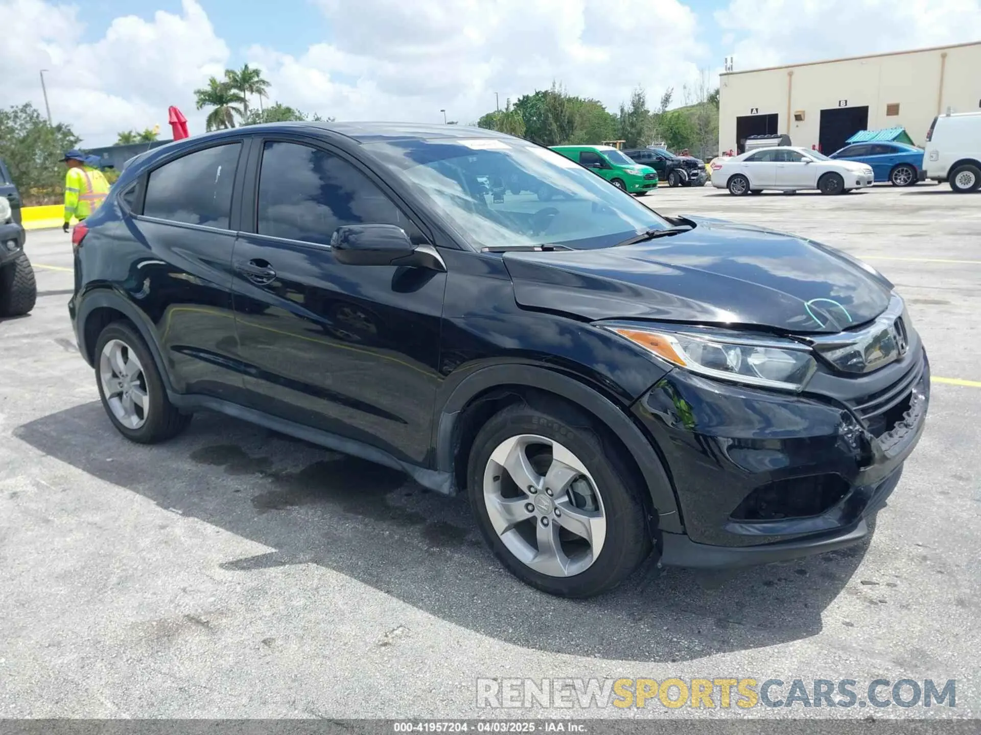 1 Фотография поврежденного автомобиля 3CZRU5H37LM709897 HONDA HR-V 2020