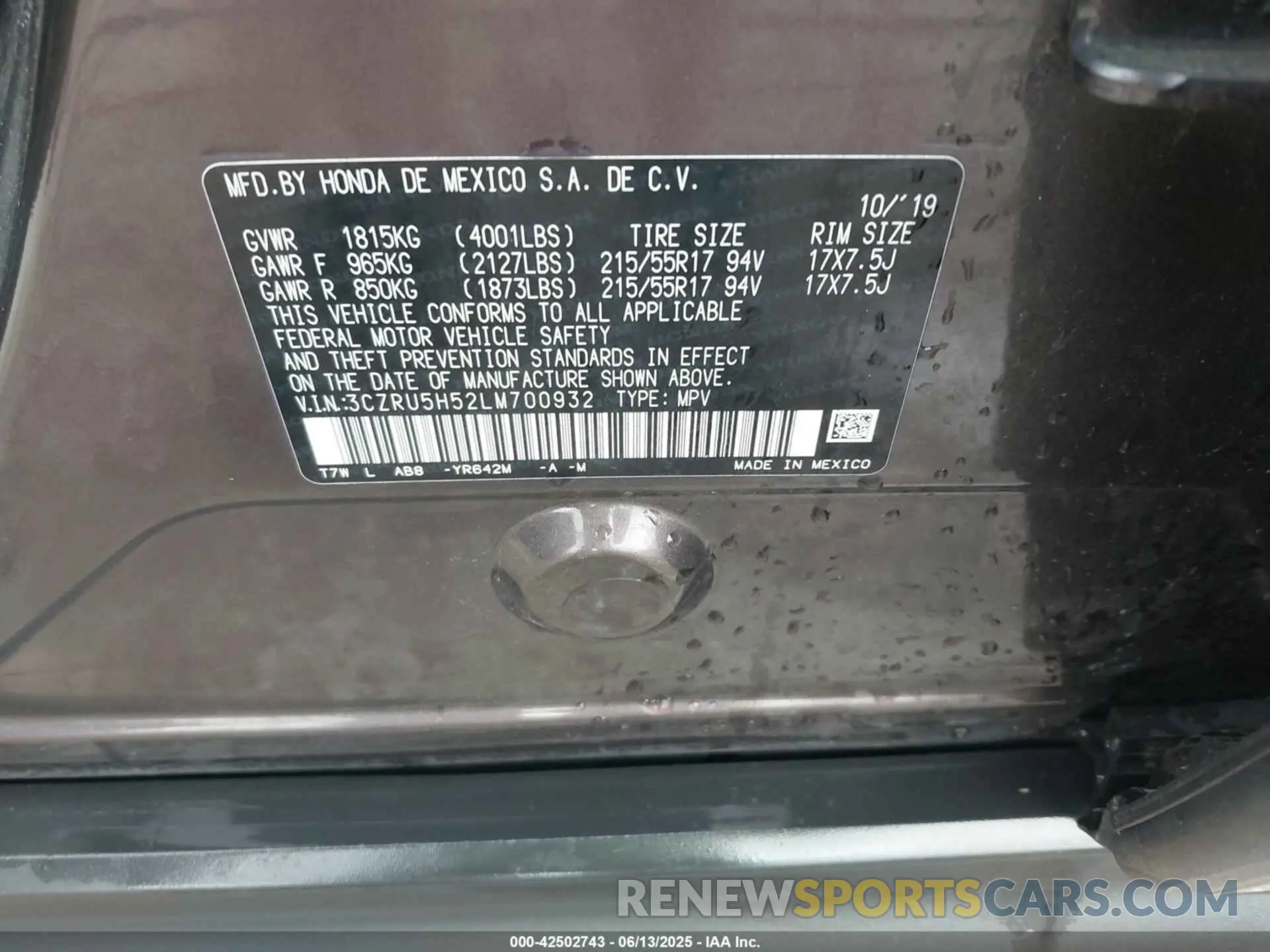 9 Photograph of a damaged car 3CZRU5H52LM700932 HONDA HR-V 2020