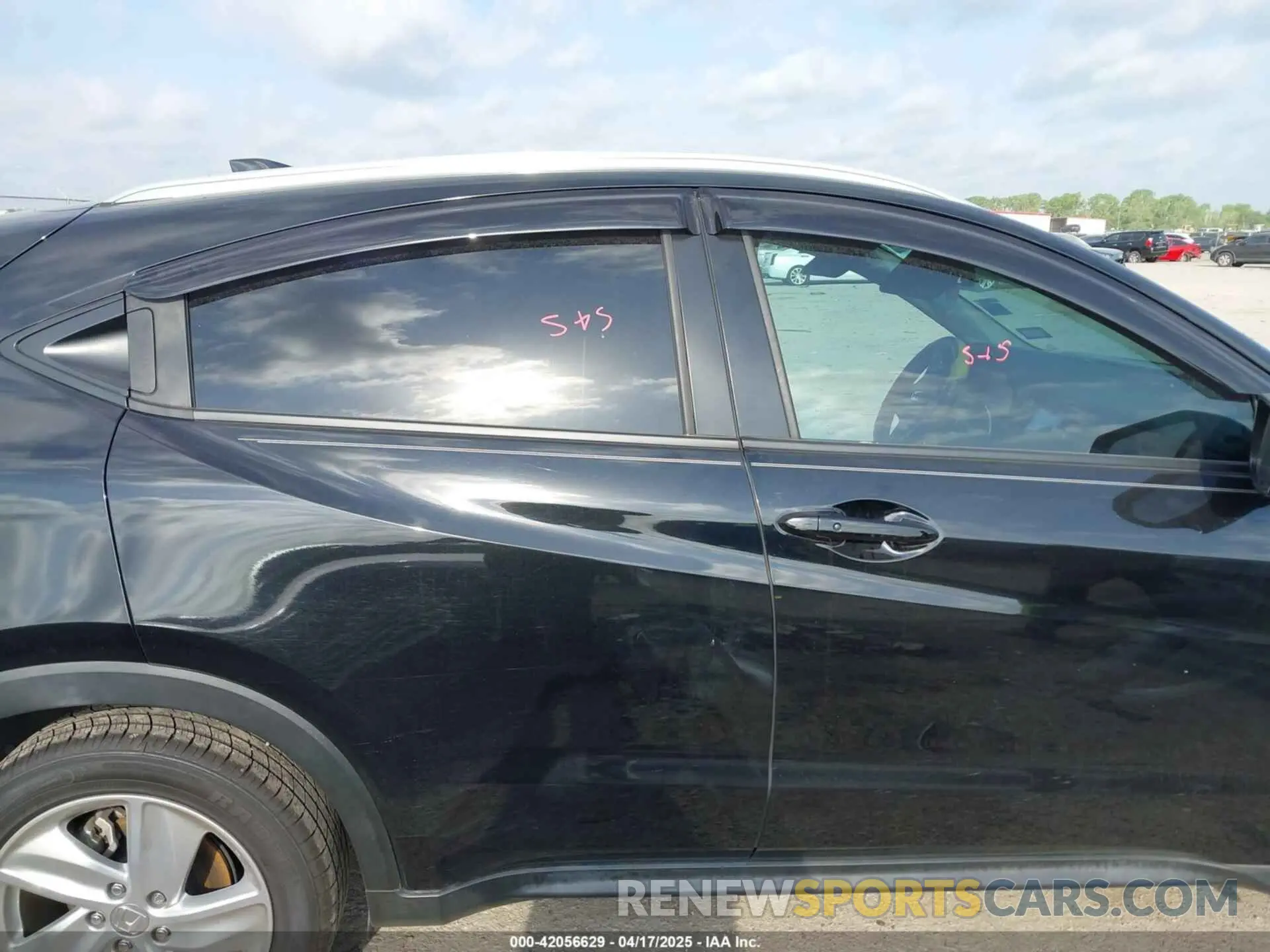 14 Фотография поврежденного автомобиля 3CZRU5H52LM712370 HONDA HR-V 2020