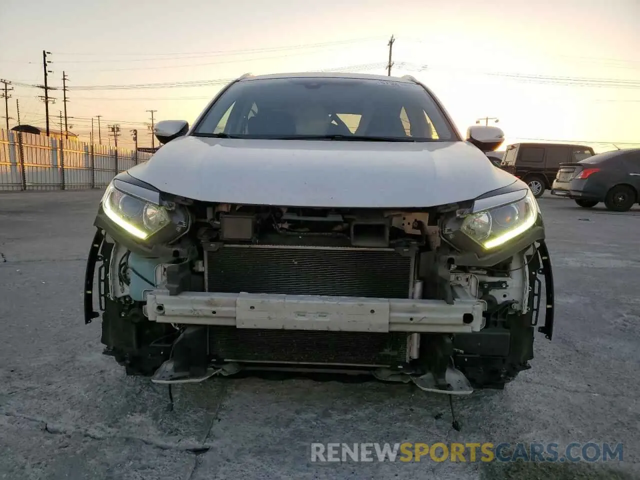 5 Фотография поврежденного автомобиля 3CZRU5H53LM716847 HONDA HR-V 2020