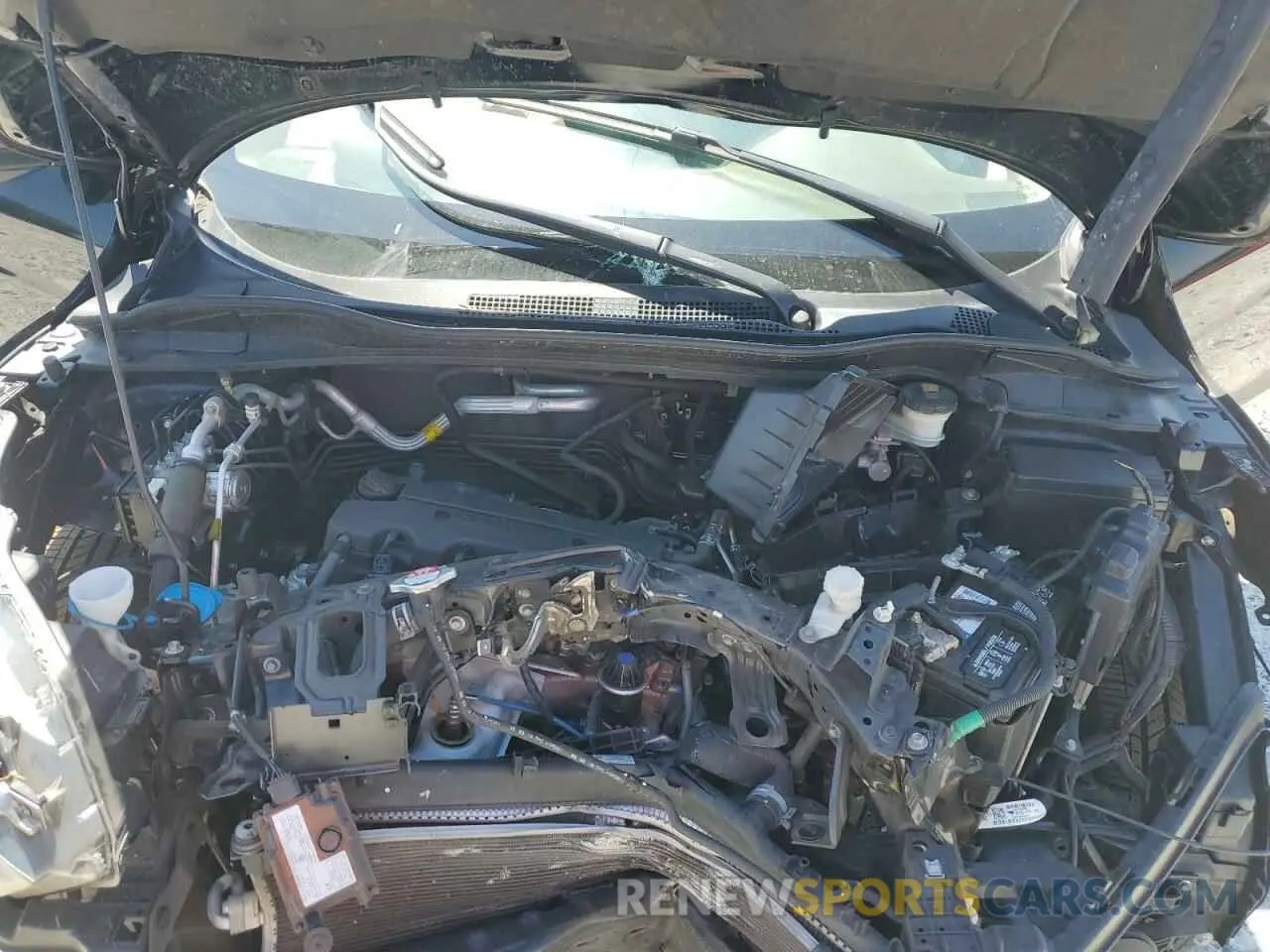 11 Photograph of a damaged car 3CZRU5H54LM702620 HONDA HR-V 2020