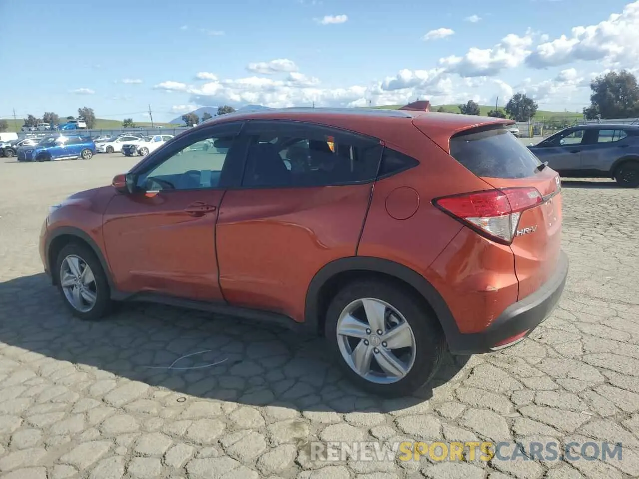 2 Photograph of a damaged car 3CZRU5H55LM718759 HONDA HR-V 2020