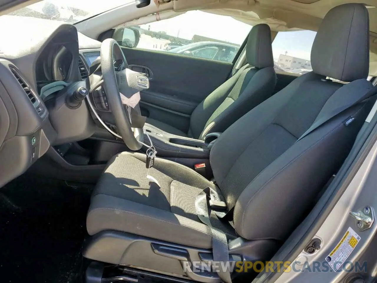 7 Фотография поврежденного автомобиля 3CZRU5H56LM706443 HONDA HR-V 2020