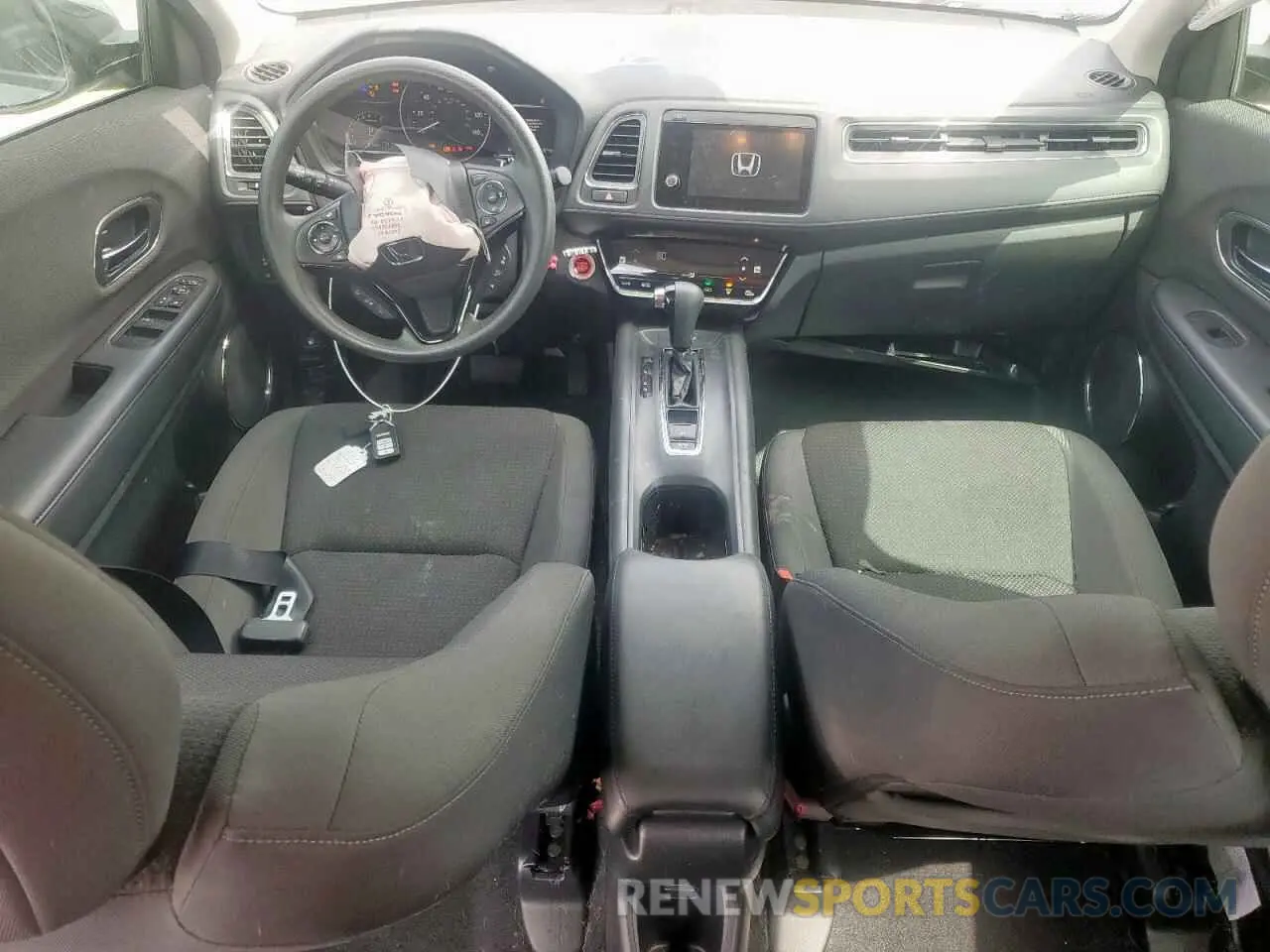 8 Фотография поврежденного автомобиля 3CZRU5H56LM706443 HONDA HR-V 2020