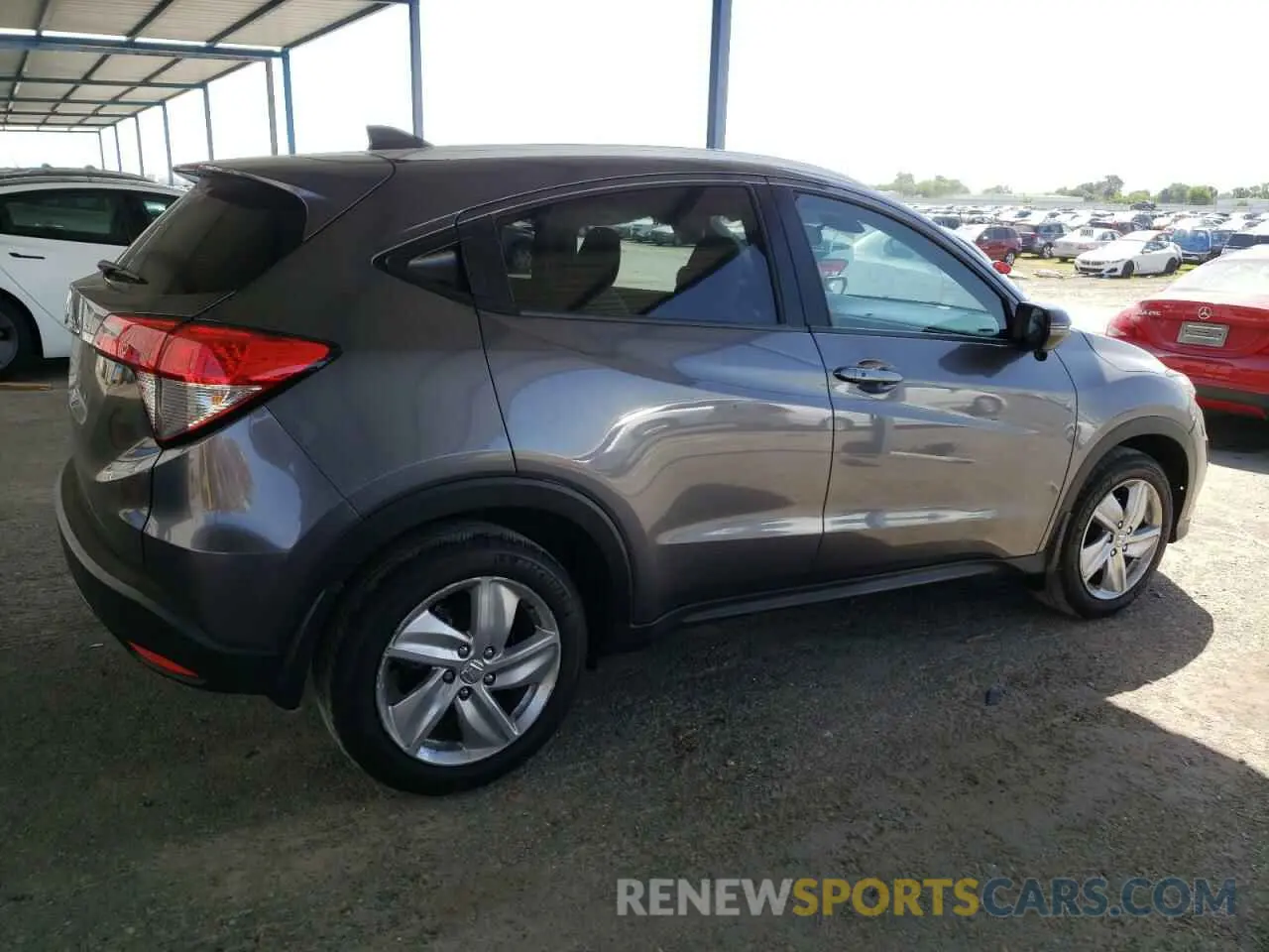 3 Photograph of a damaged car 3CZRU5H5XLM706476 HONDA HR-V 2020