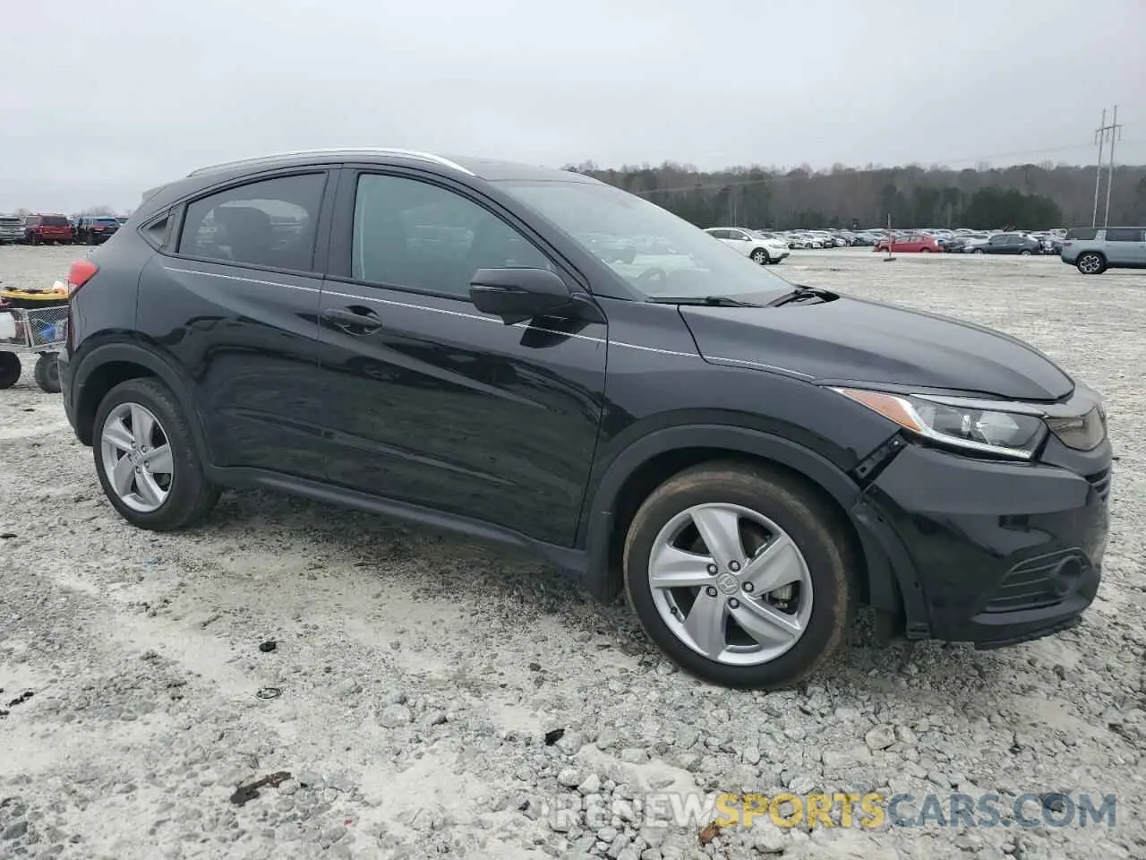 4 Фотография поврежденного автомобиля 3CZRU5H7XLM701196 HONDA HR-V 2020