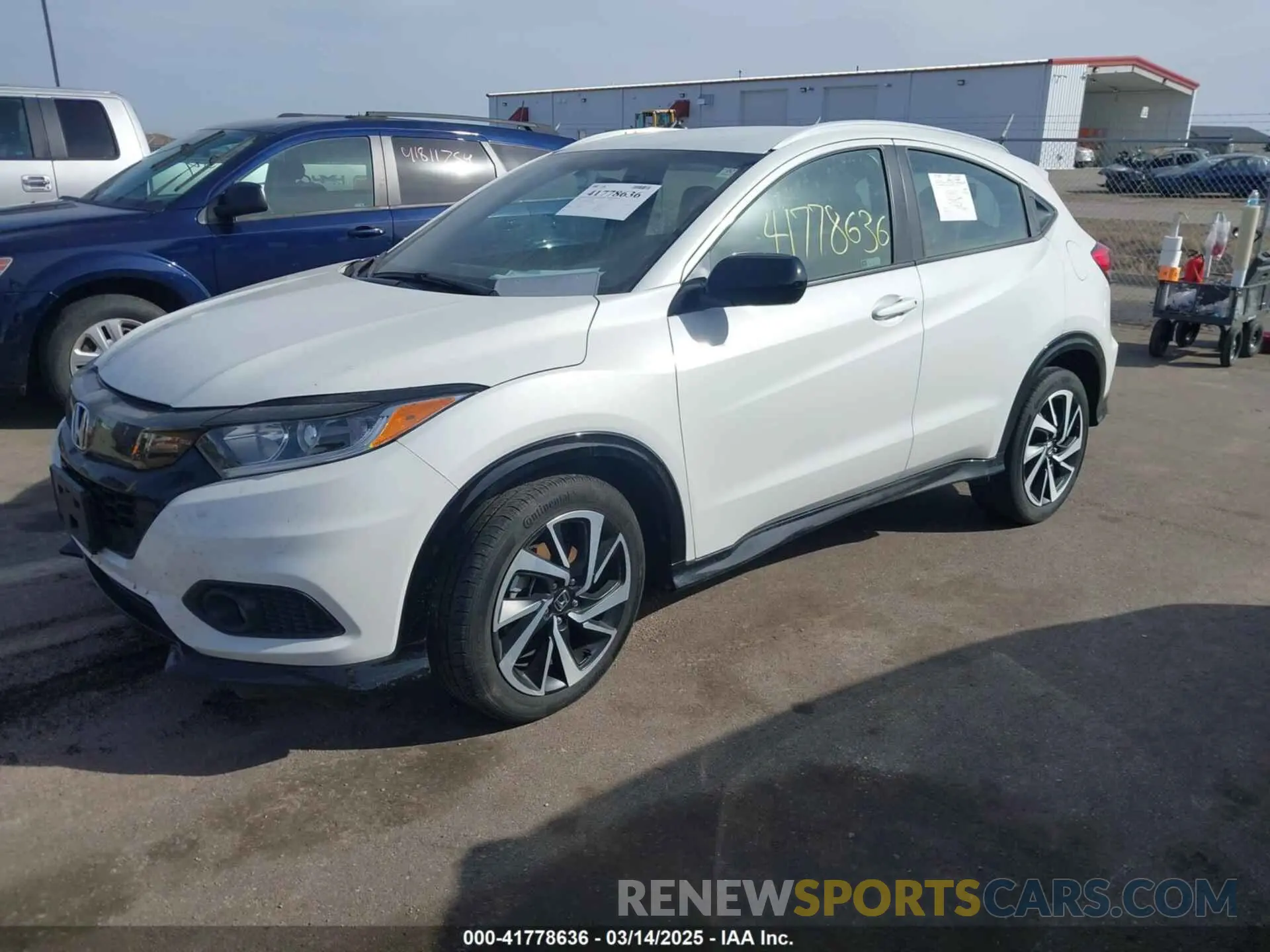 2 Photograph of a damaged car 3CZRU6H10LM737500 HONDA HR-V 2020