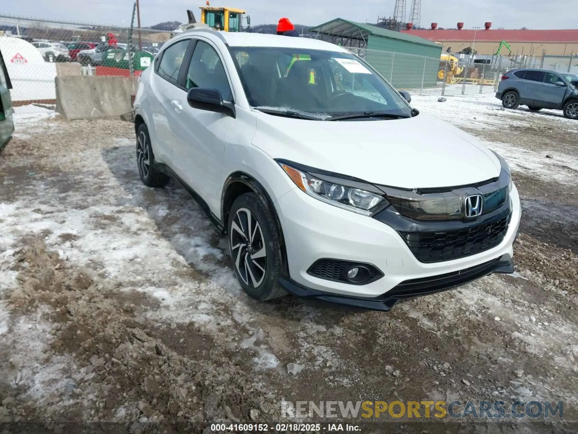 1 Photograph of a damaged car 3CZRU6H13LM704359 HONDA HR-V 2020