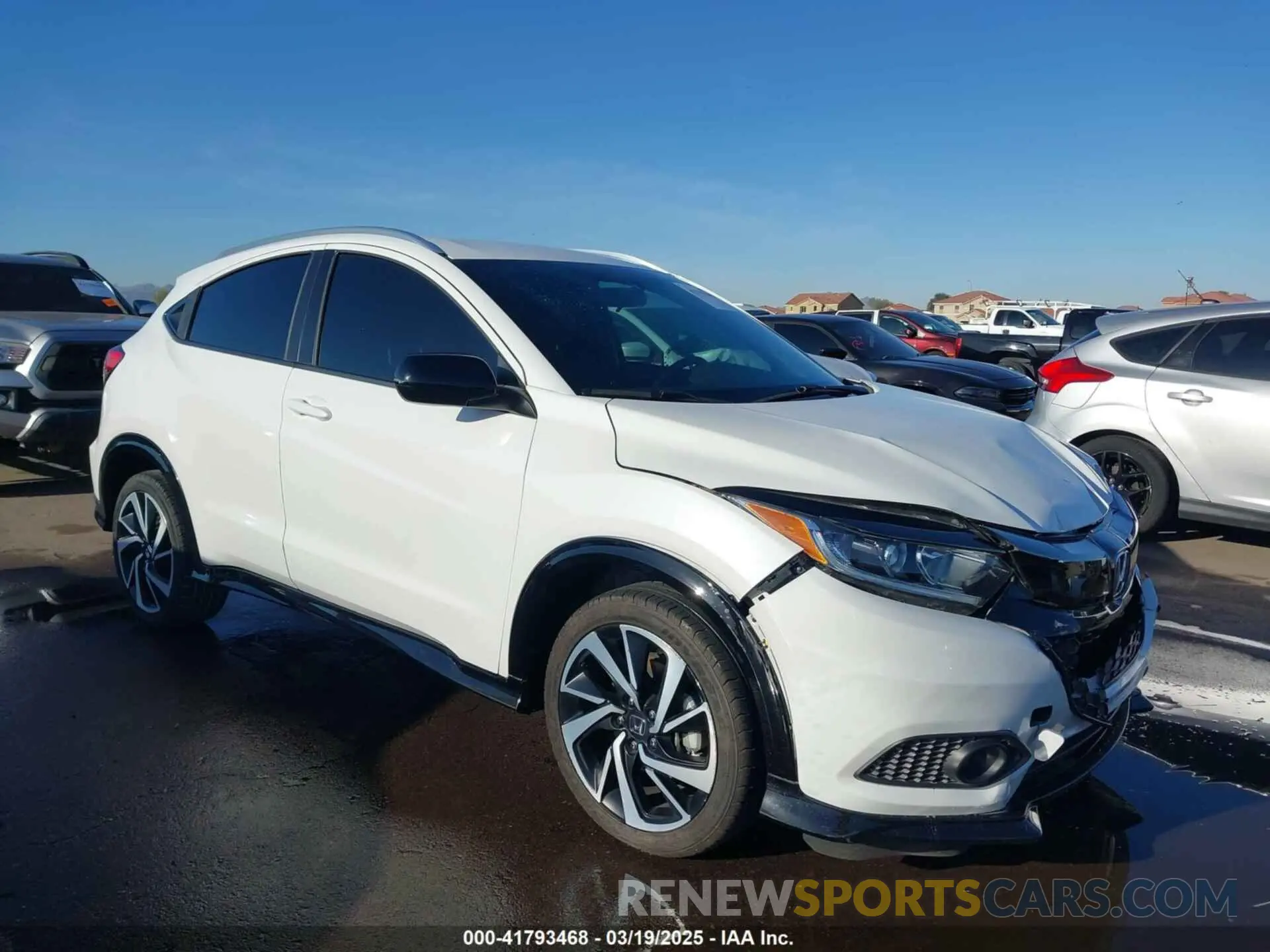 1 Фотография поврежденного автомобиля 3CZRU6H17LM706499 HONDA HR-V 2020
