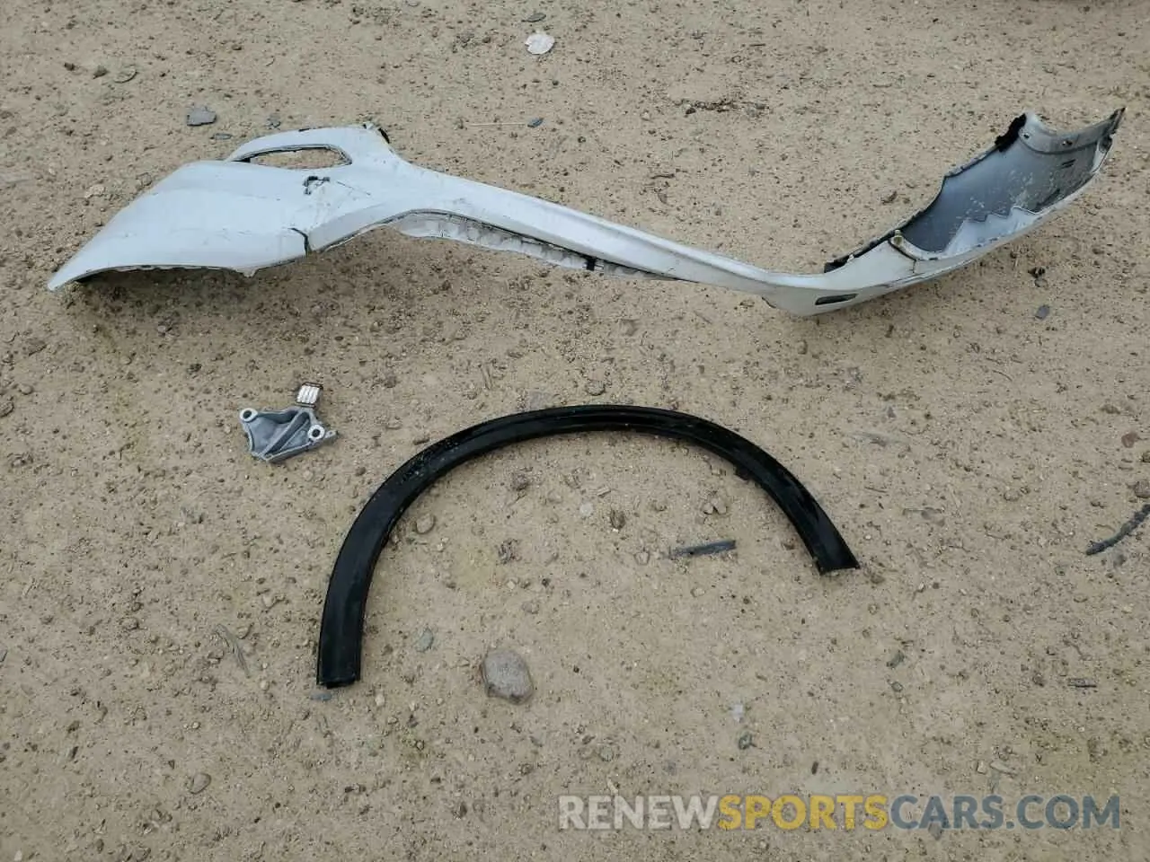 12 Photograph of a damaged car 3CZRU6H17LM710147 HONDA HR-V 2020
