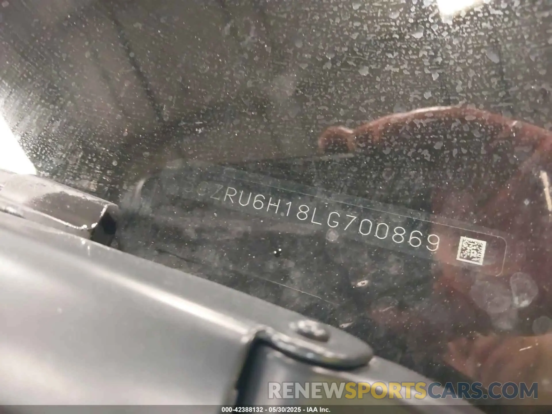 18 Photograph of a damaged car 3CZRU6H18LG700869 HONDA HR-V 2020